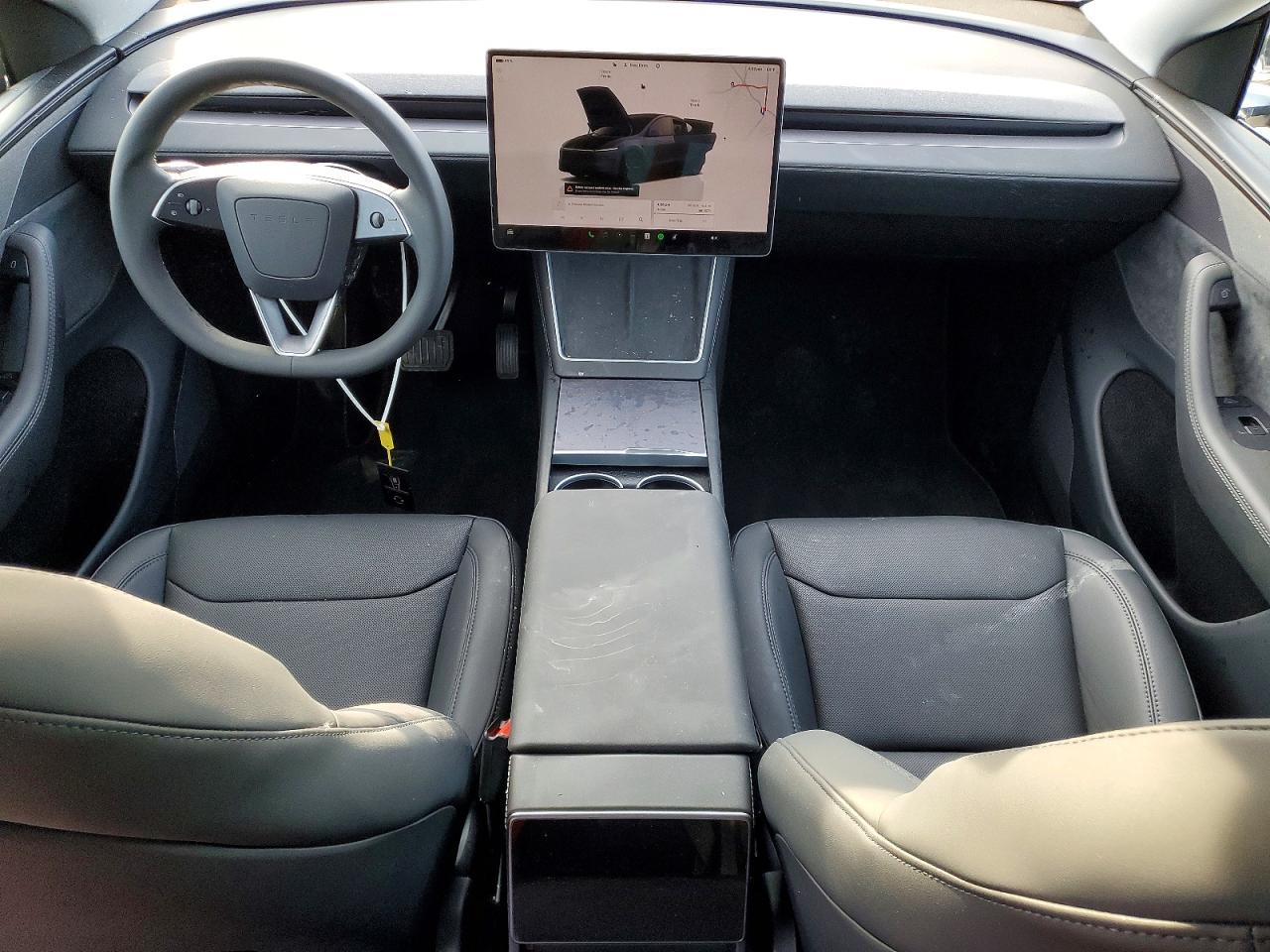 2026 TESLA MODEL Y