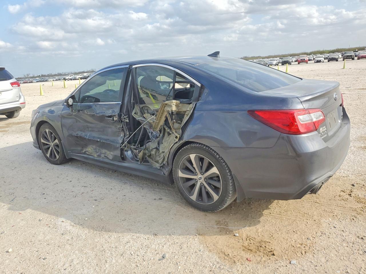 2019 SUBARU Legacy