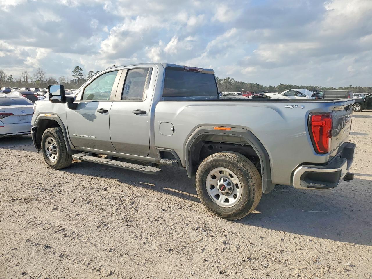 2024 GMC Sierra