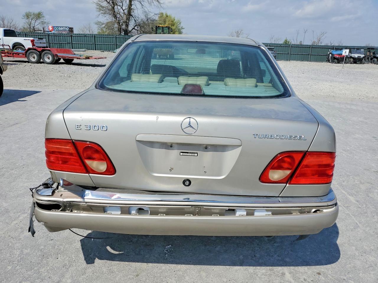 1998 MERCEDES-BENZ E-Class