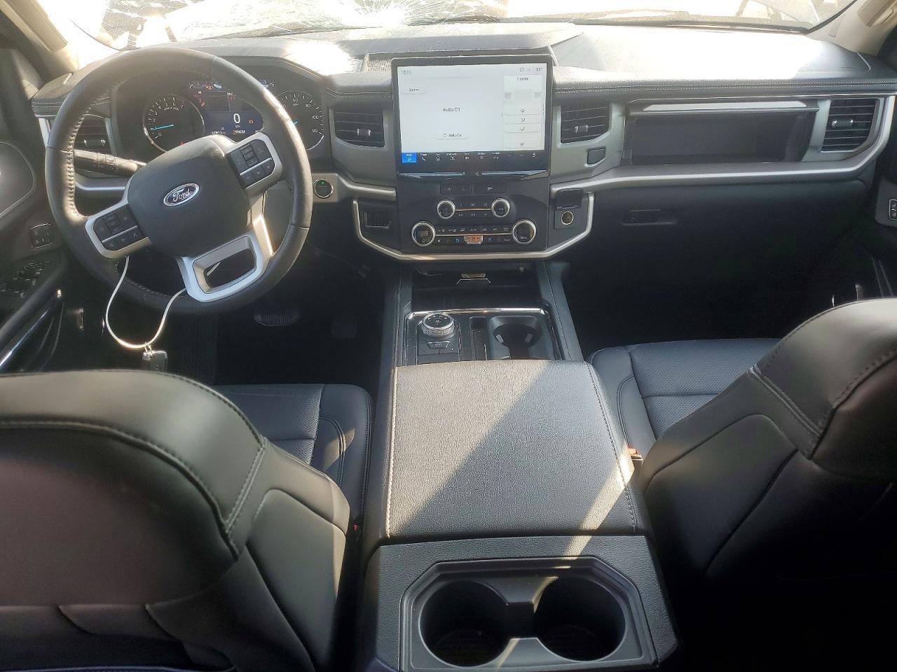 2024 FORD Expedition