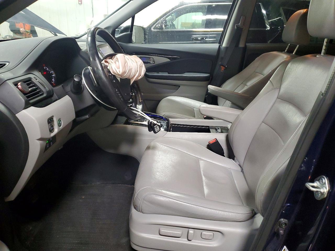 2016 HONDA PILOT