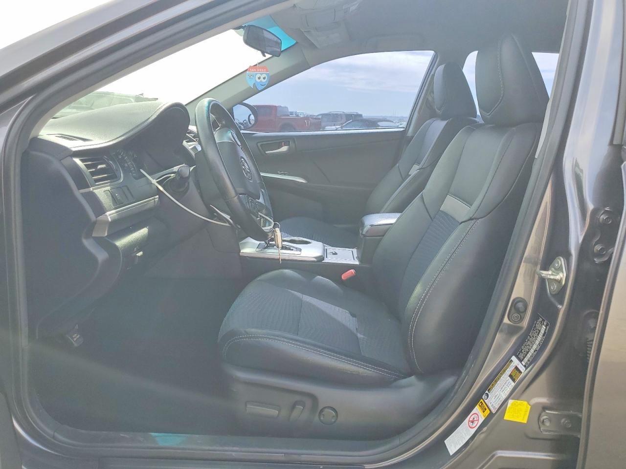 2014 TOYOTA CAMRY