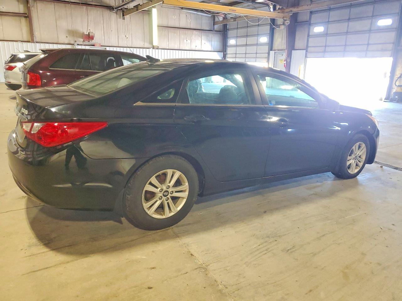 2011 HYUNDAI SONATA