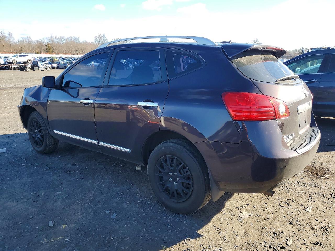 2015 NISSAN ROGUE