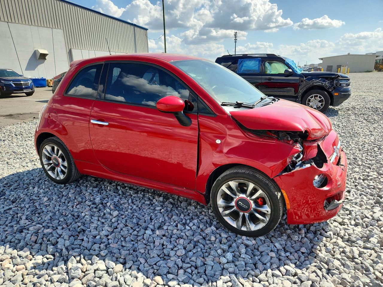 2015 FIAT 500