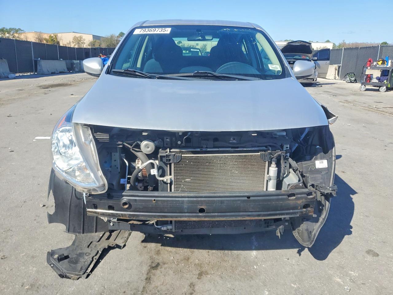 2018 NISSAN VERSA