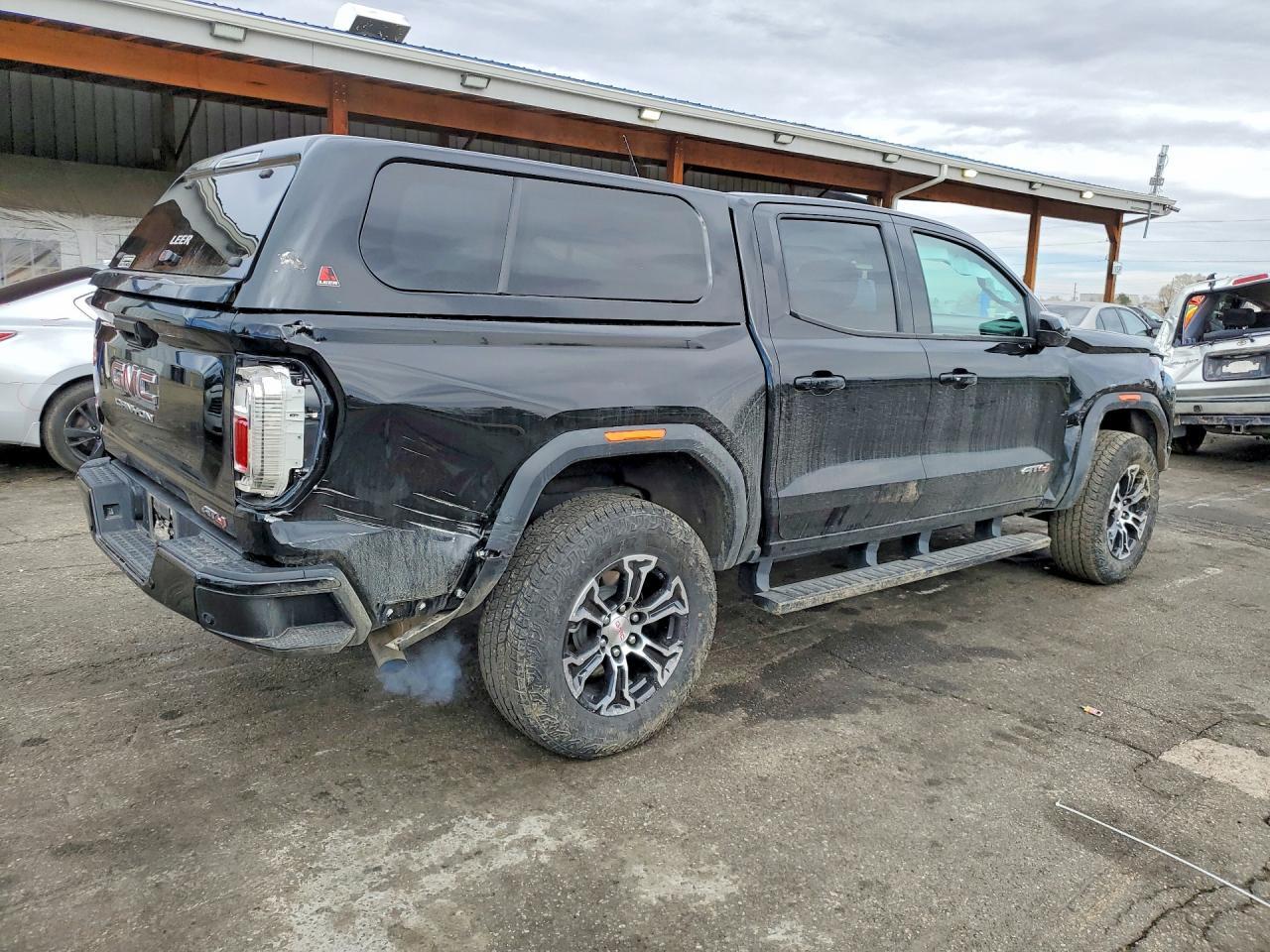 2023 GMC CANYON