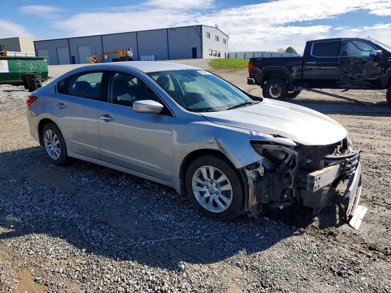2017 NISSAN ALTIMA