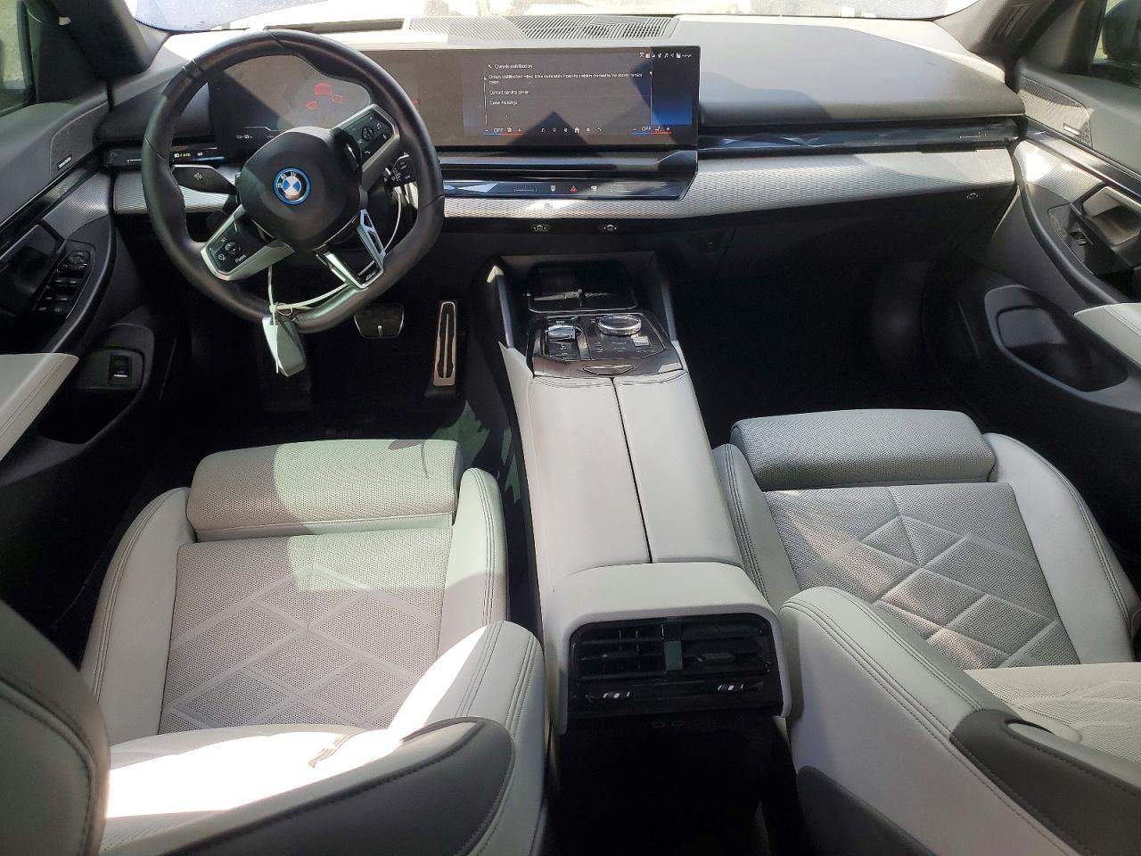2026 BMW i5