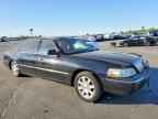 2011 LINCOLN Town Car