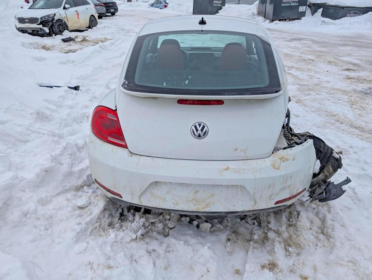2016 VOLKSWAGEN Beetle