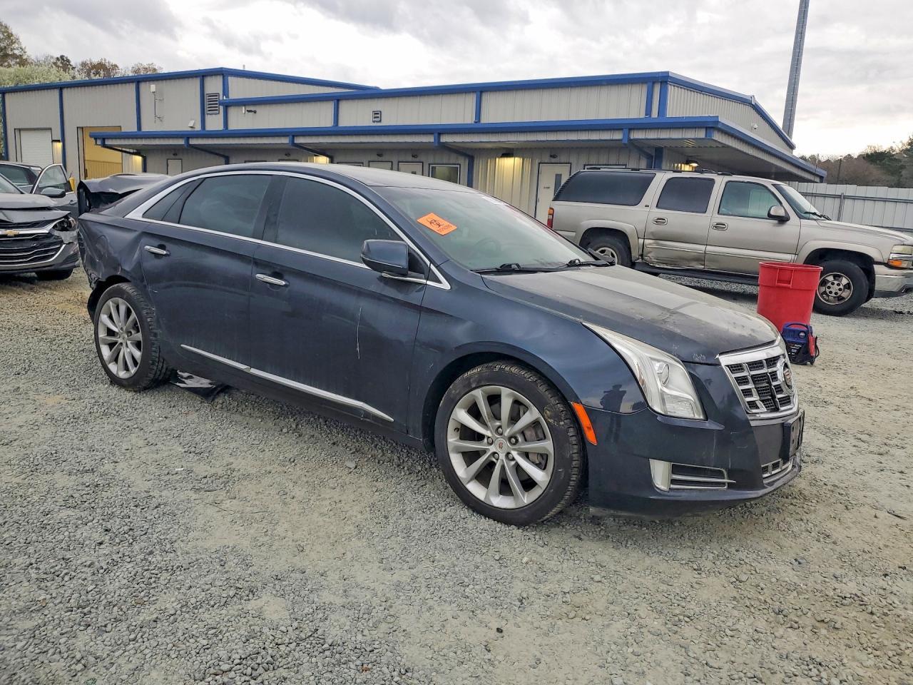 2013 CADILLAC XTS