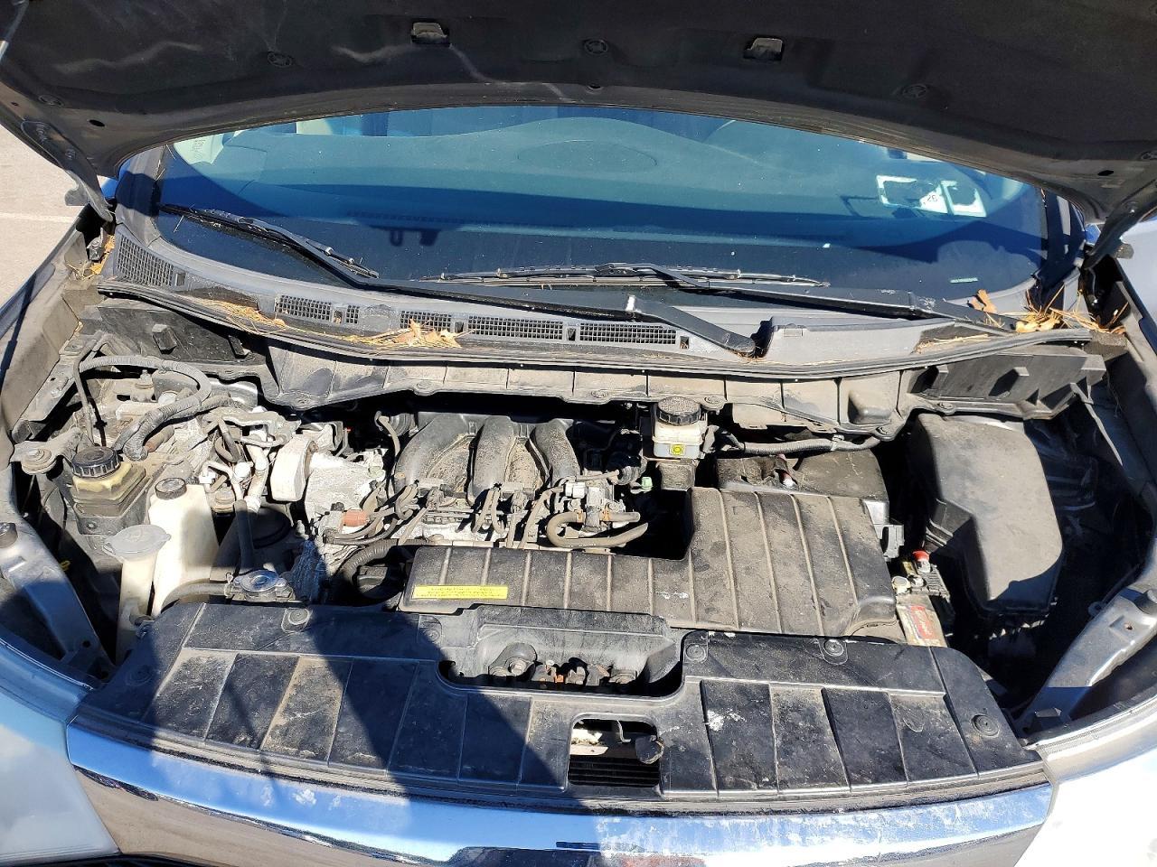 2016 NISSAN Quest