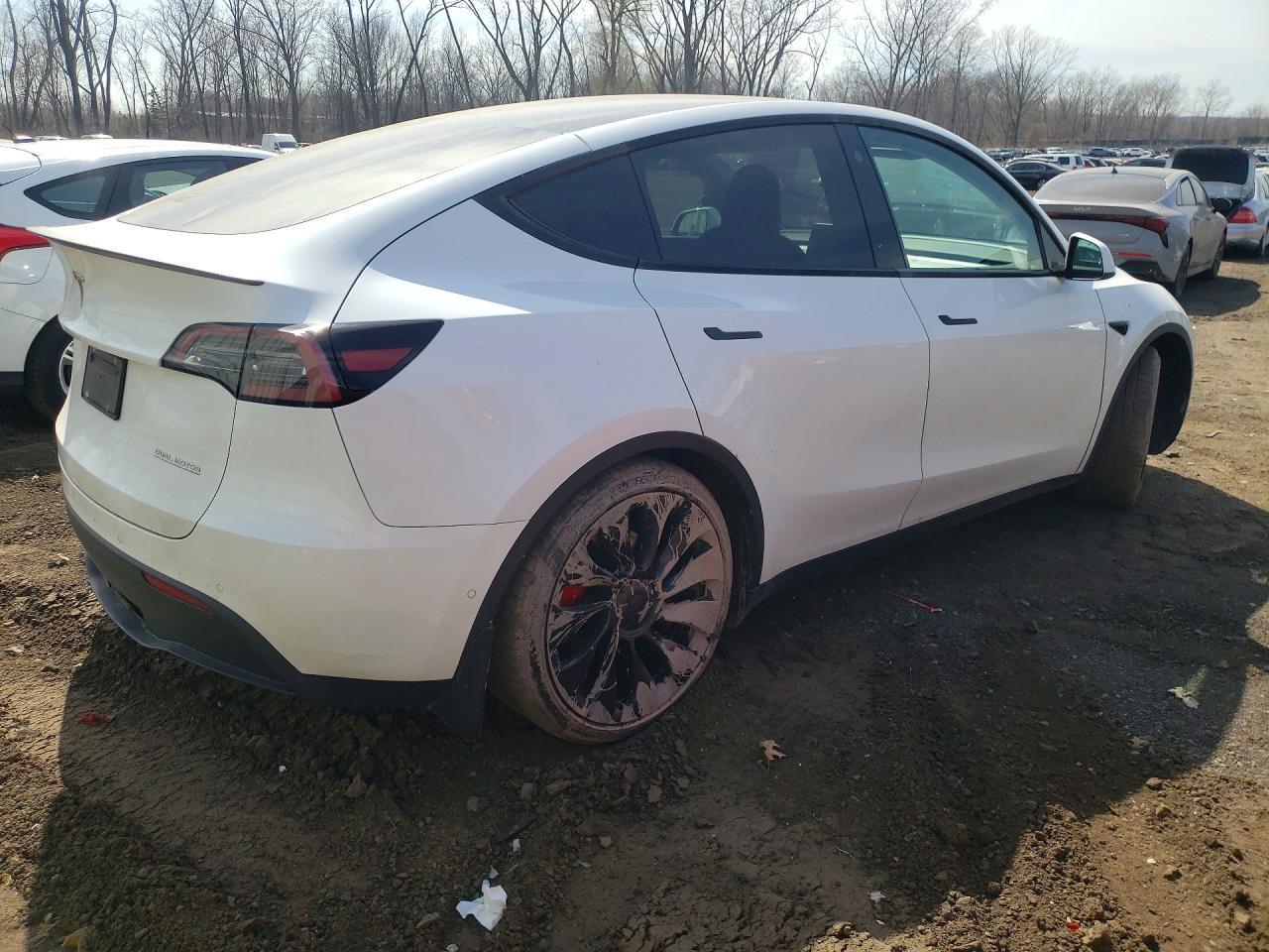 2022 TESLA MODEL Y