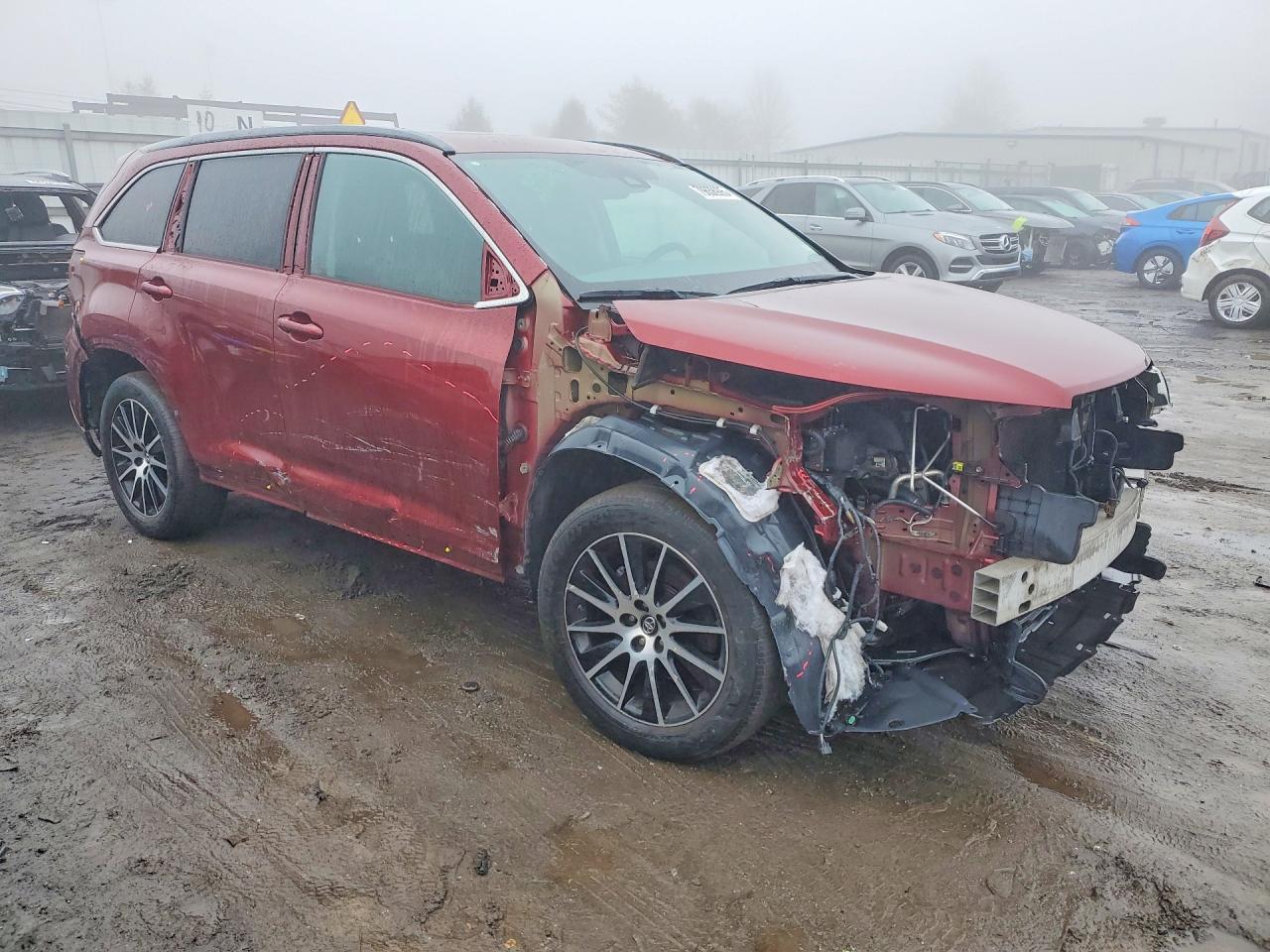 2017 TOYOTA HIGHLANDER