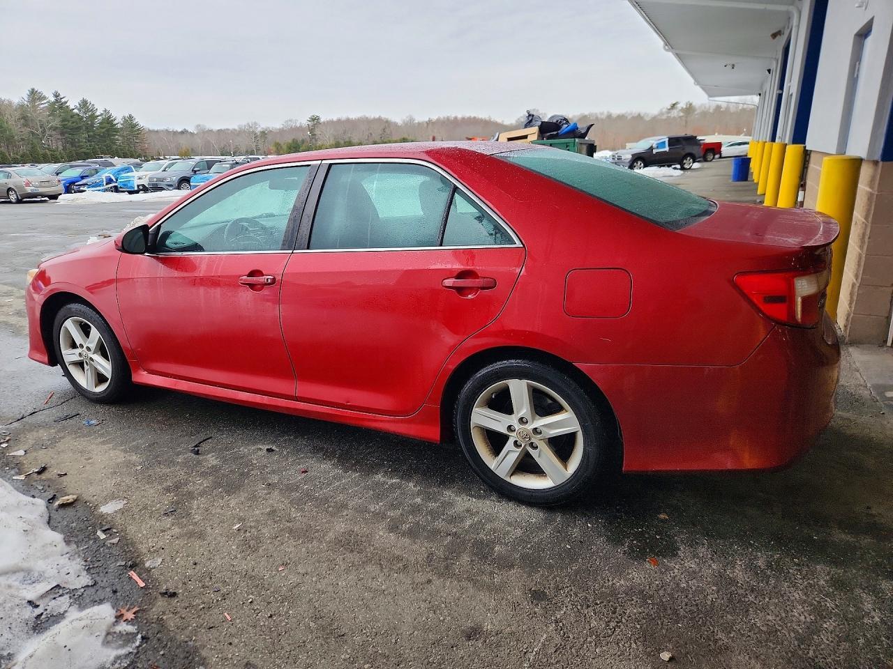 2012 TOYOTA CAMRY