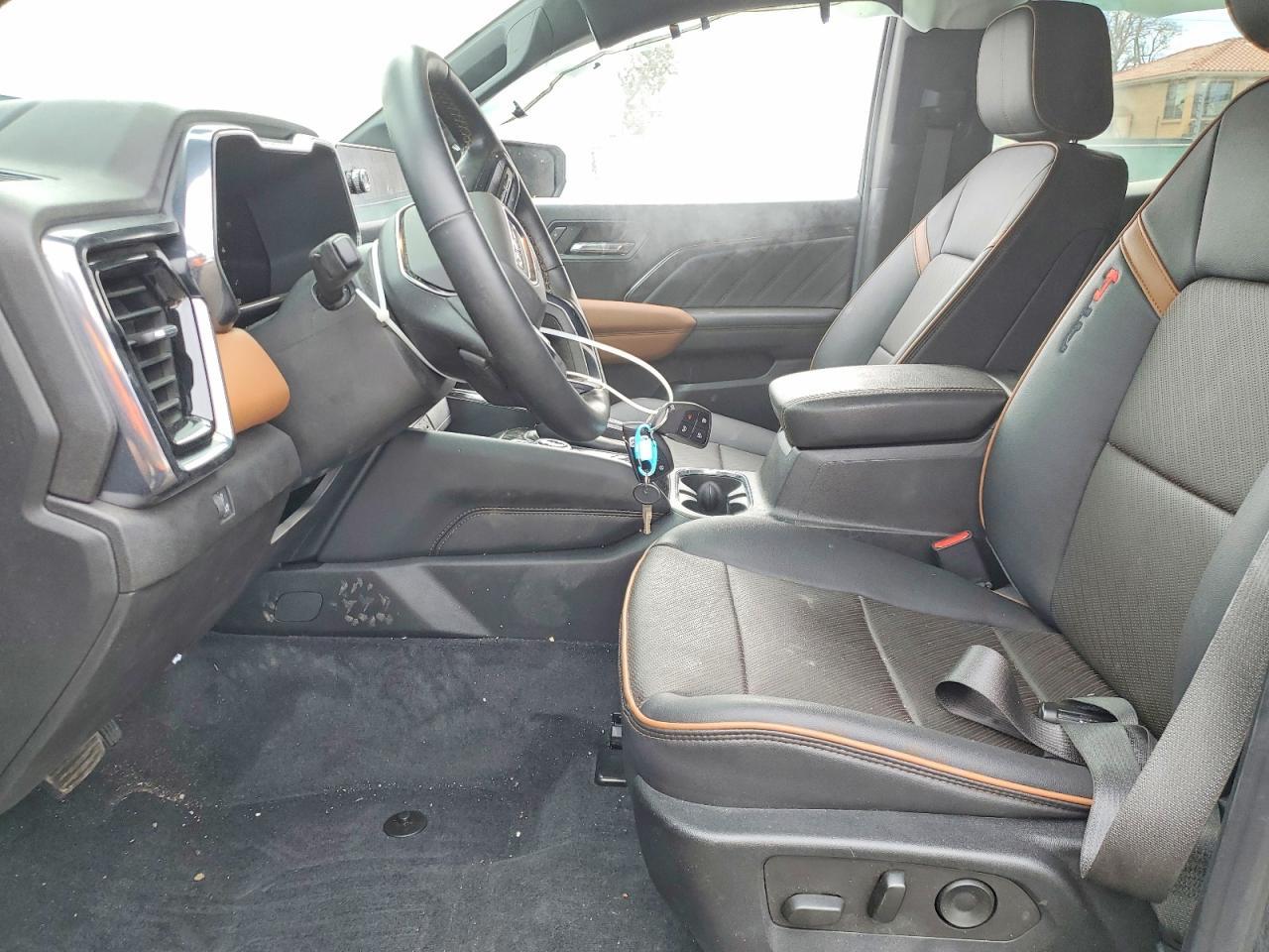 2023 GMC CANYON