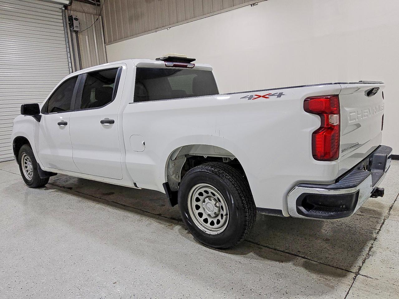 2023 CHEVROLET Silverado