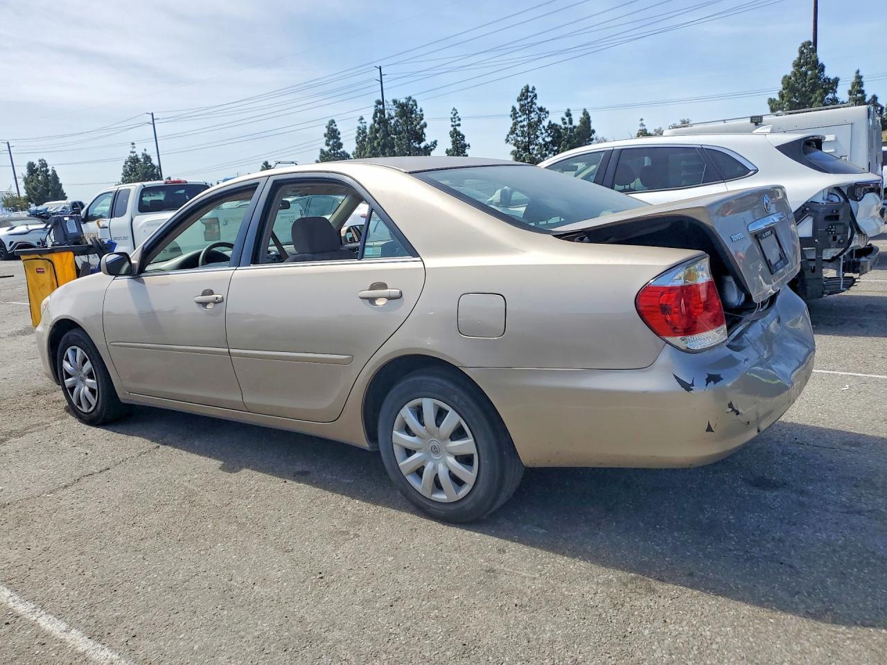 2005 TOYOTA CAMRY