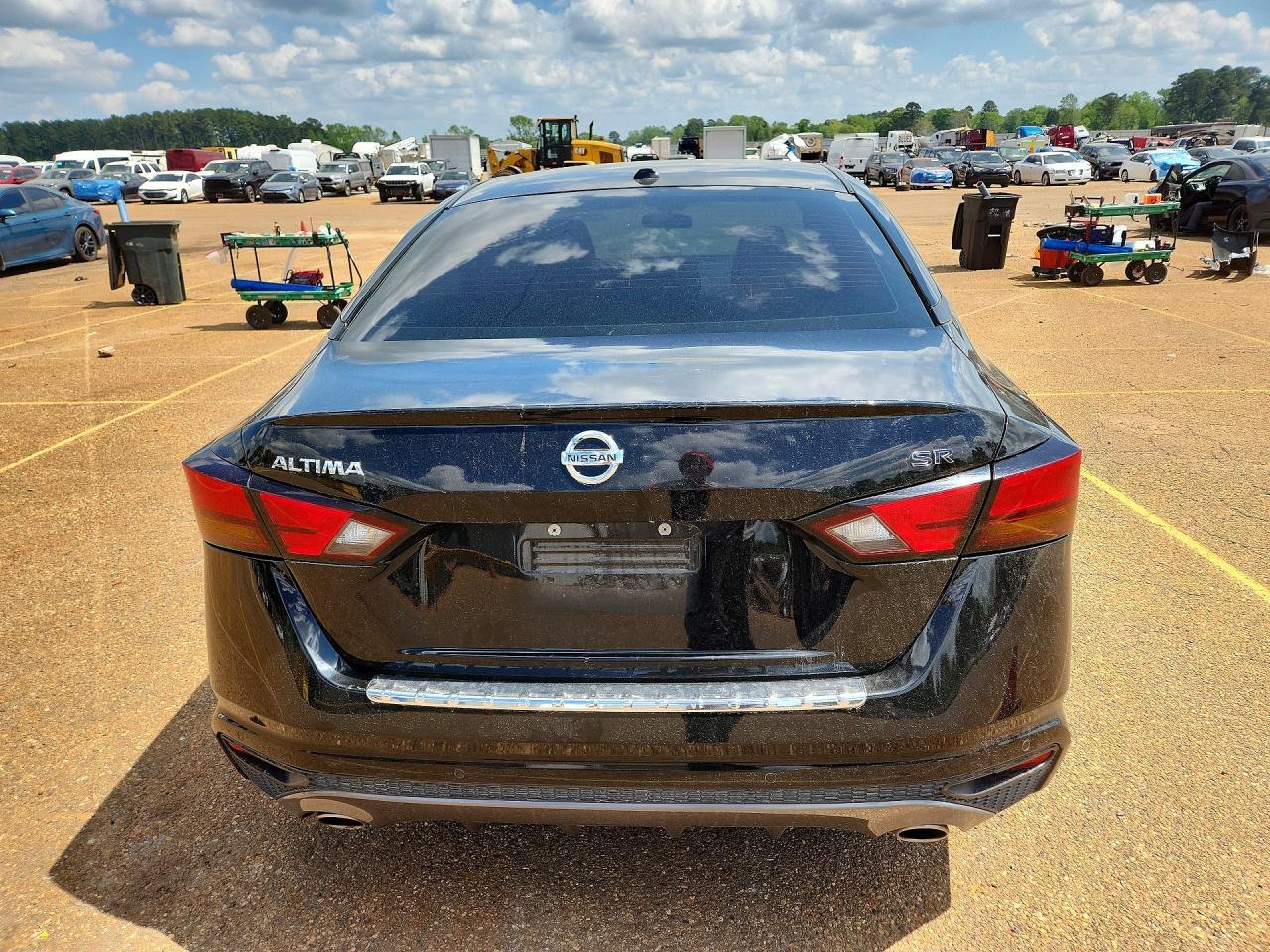 2021 NISSAN ALTIMA