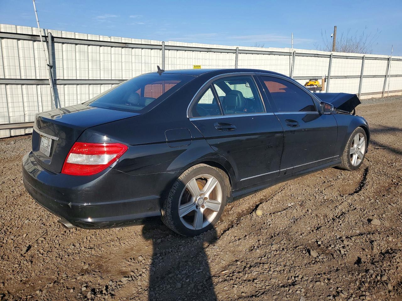 2011 MERCEDES-BENZ C-CLASS