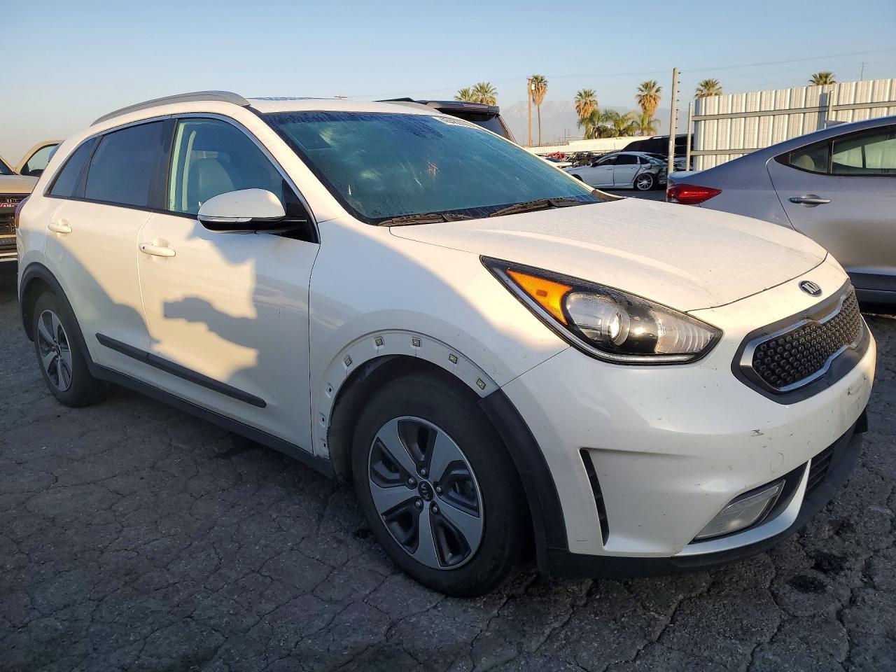 2017 KIA Niro