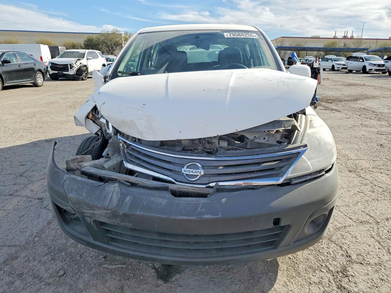 2012 NISSAN VERSA