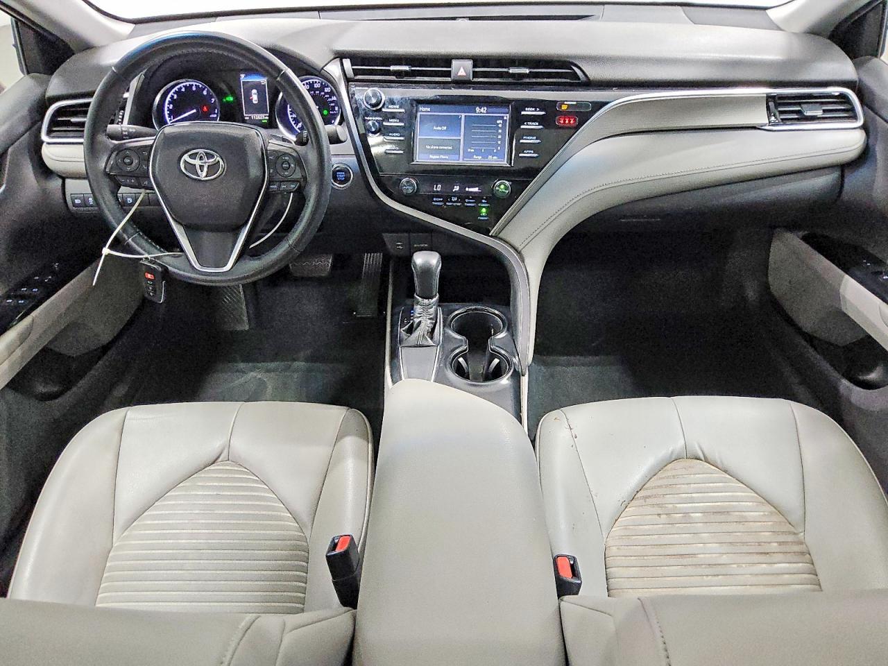 2018 TOYOTA CAMRY