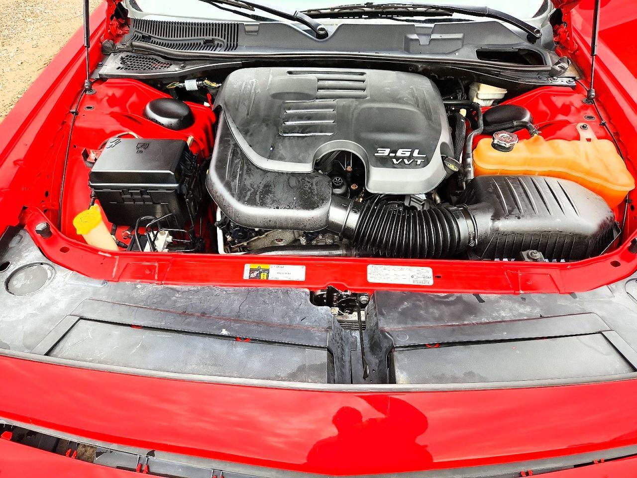 2014 DODGE Challenger
