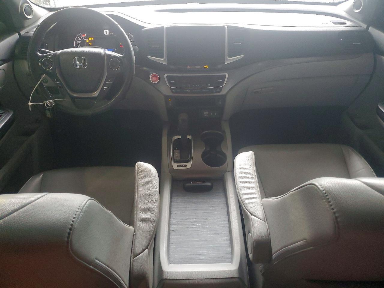 2017 HONDA PILOT