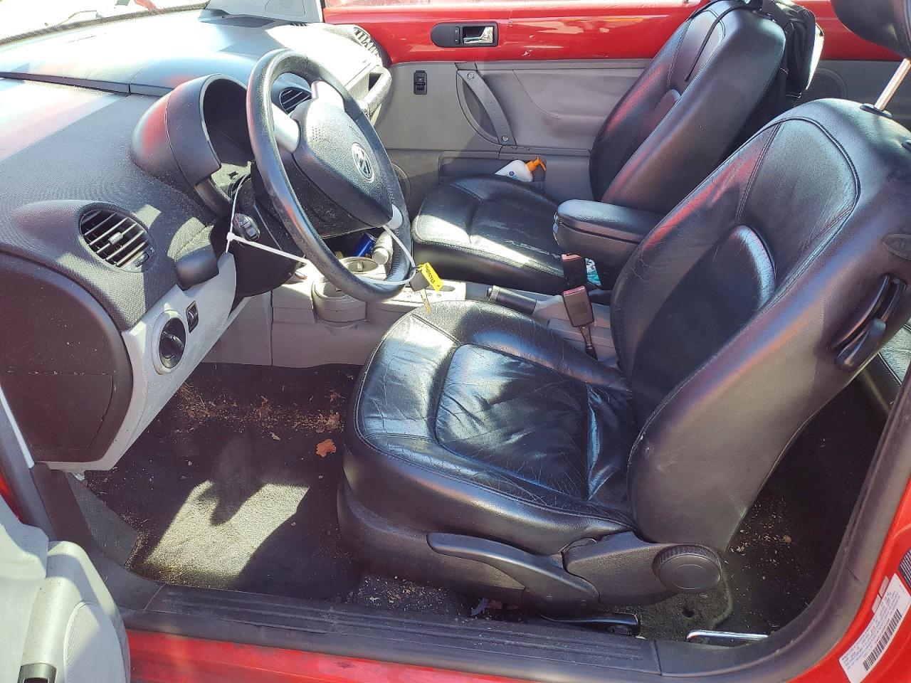 2003 VOLKSWAGEN Beetle