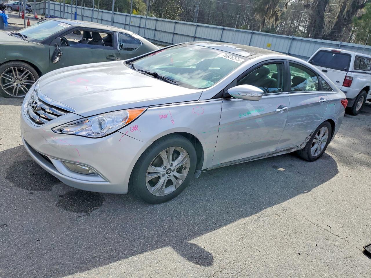 2013 HYUNDAI SONATA