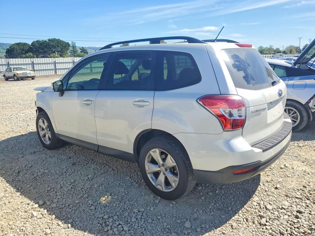 2015 SUBARU FORESTER