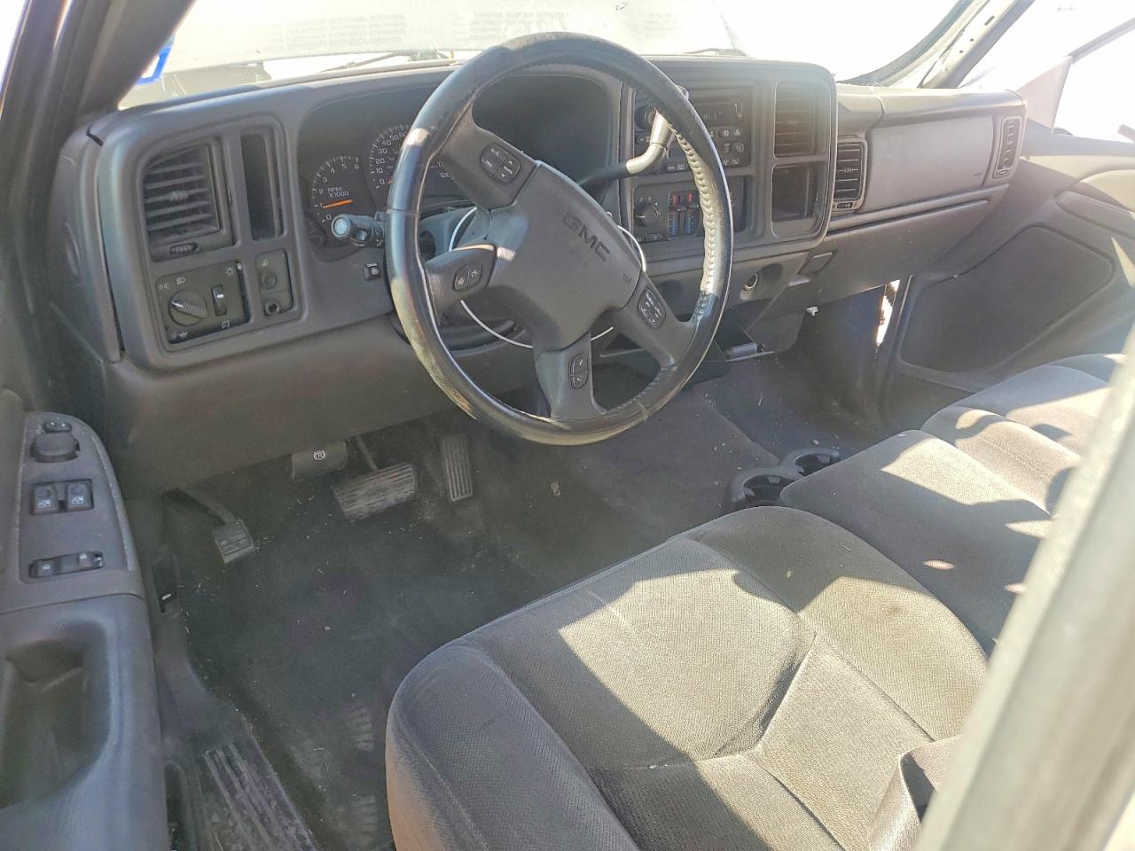 2005 GMC Sierra