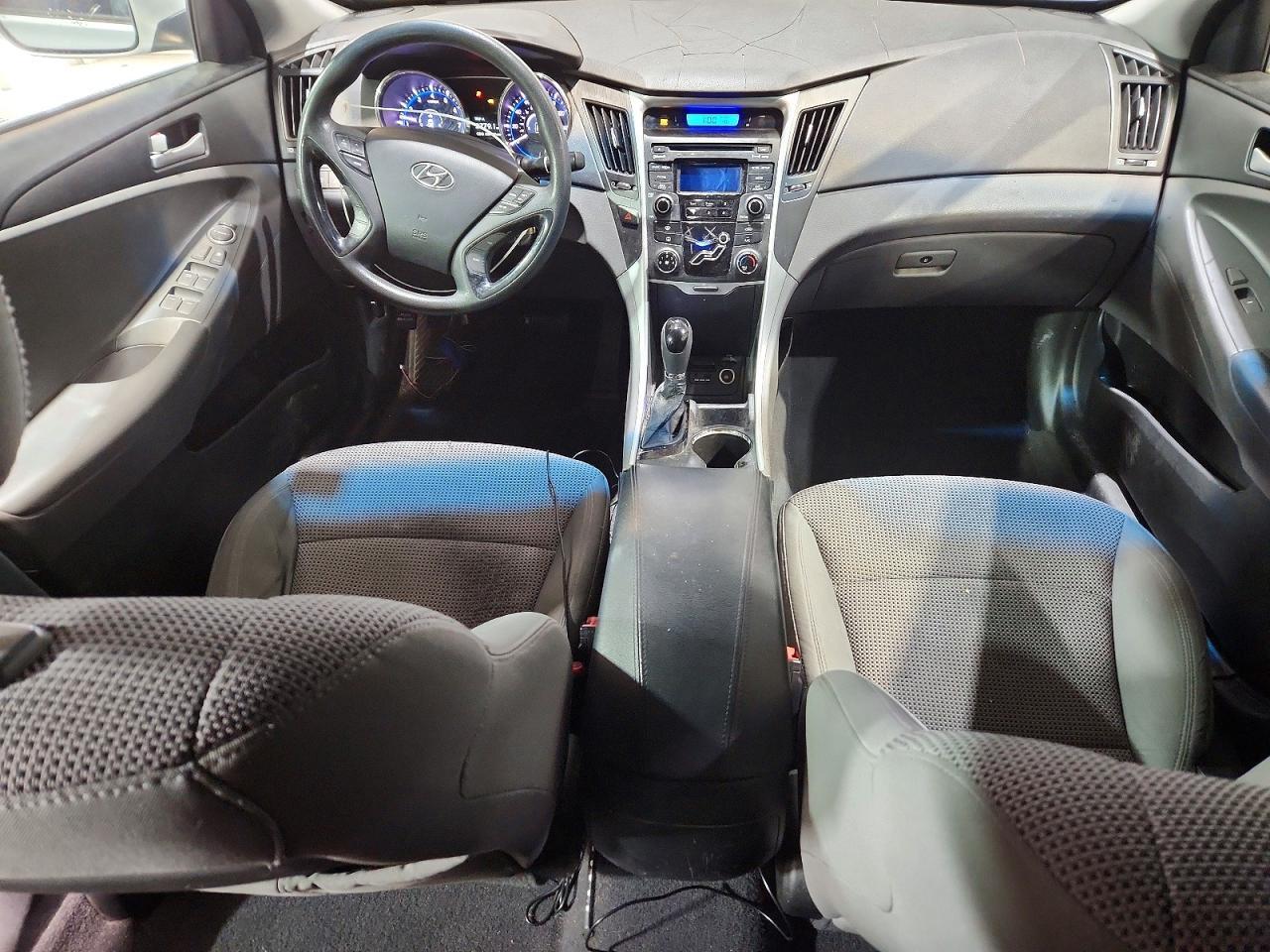 2012 HYUNDAI SONATA