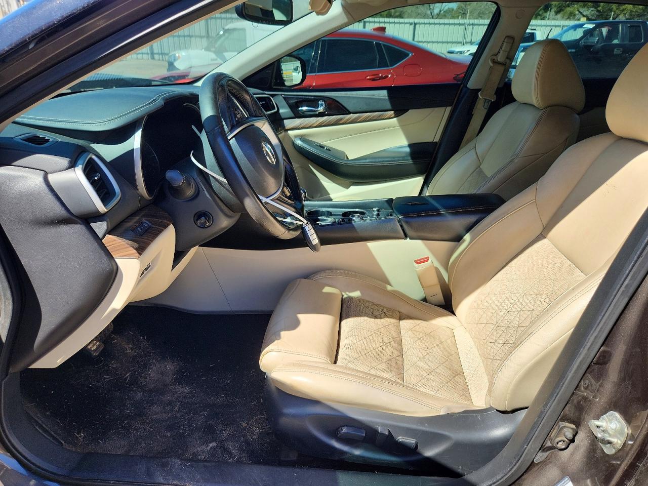2016 NISSAN Maxima