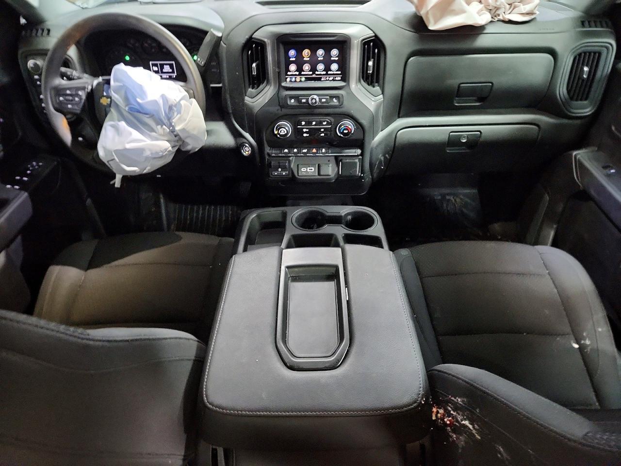 2025 CHEVROLET Silverado