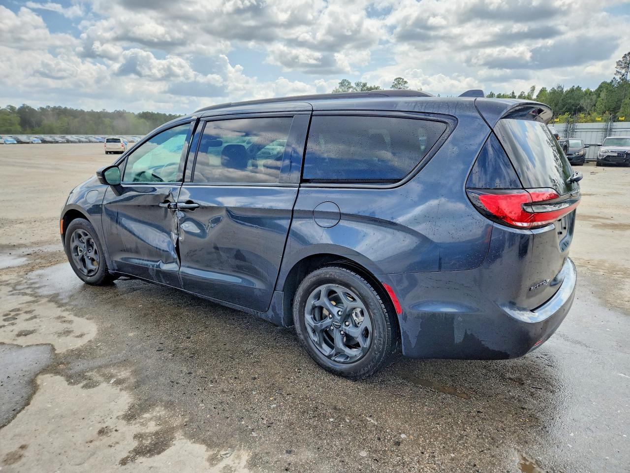 2021 CHRYSLER Pacifica