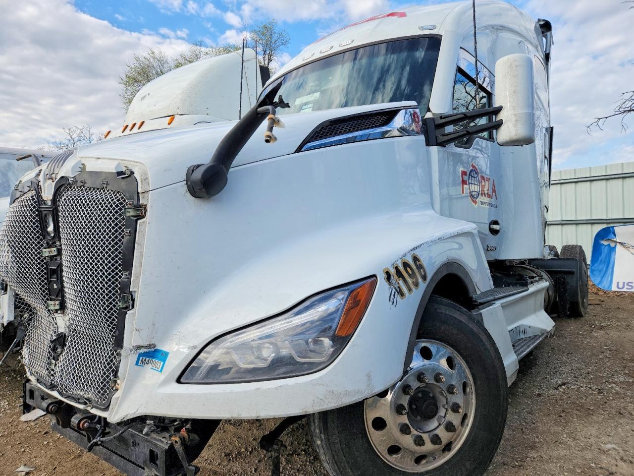 2024 KENWORTH T680