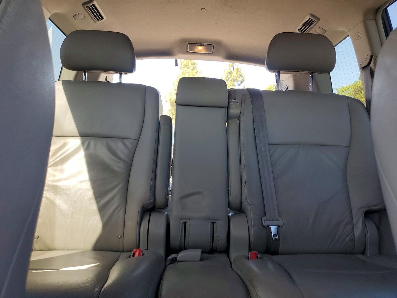 2009 TOYOTA HIGHLANDER