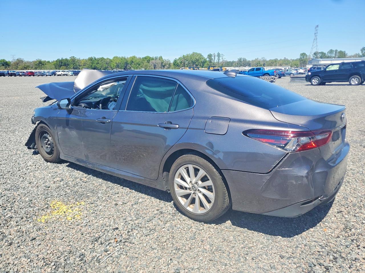 2022 TOYOTA CAMRY