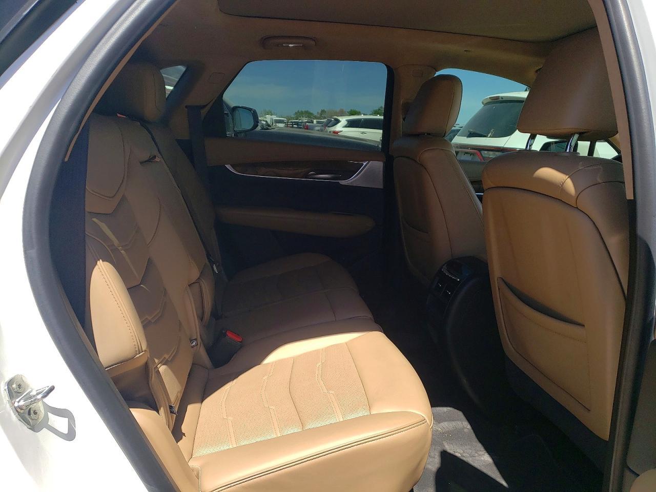 2021 CADILLAC XT5