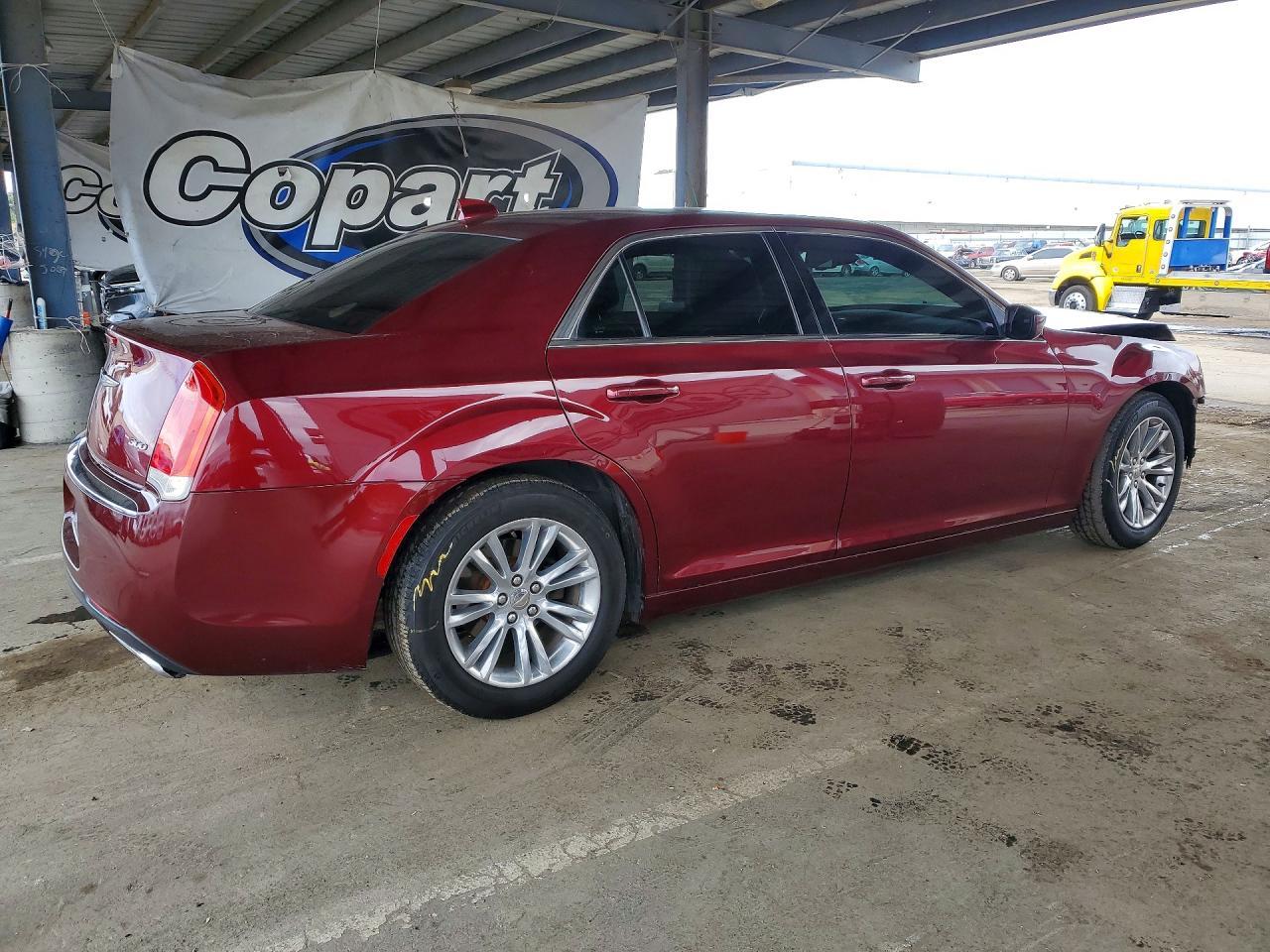 2018 CHRYSLER 300