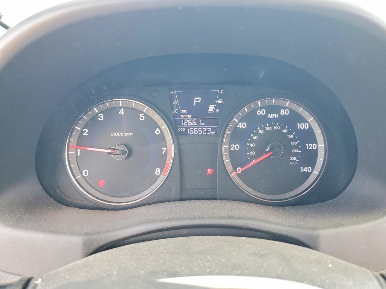 2012 HYUNDAI ACCENT