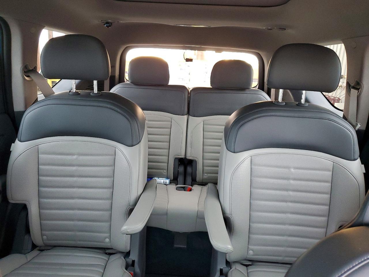 2025 KIA EV9