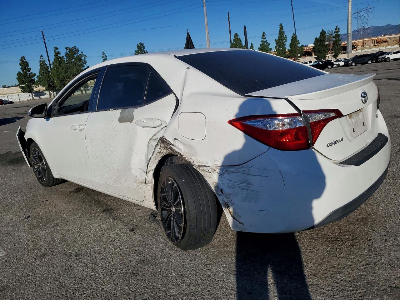 2016 TOYOTA COROLLA