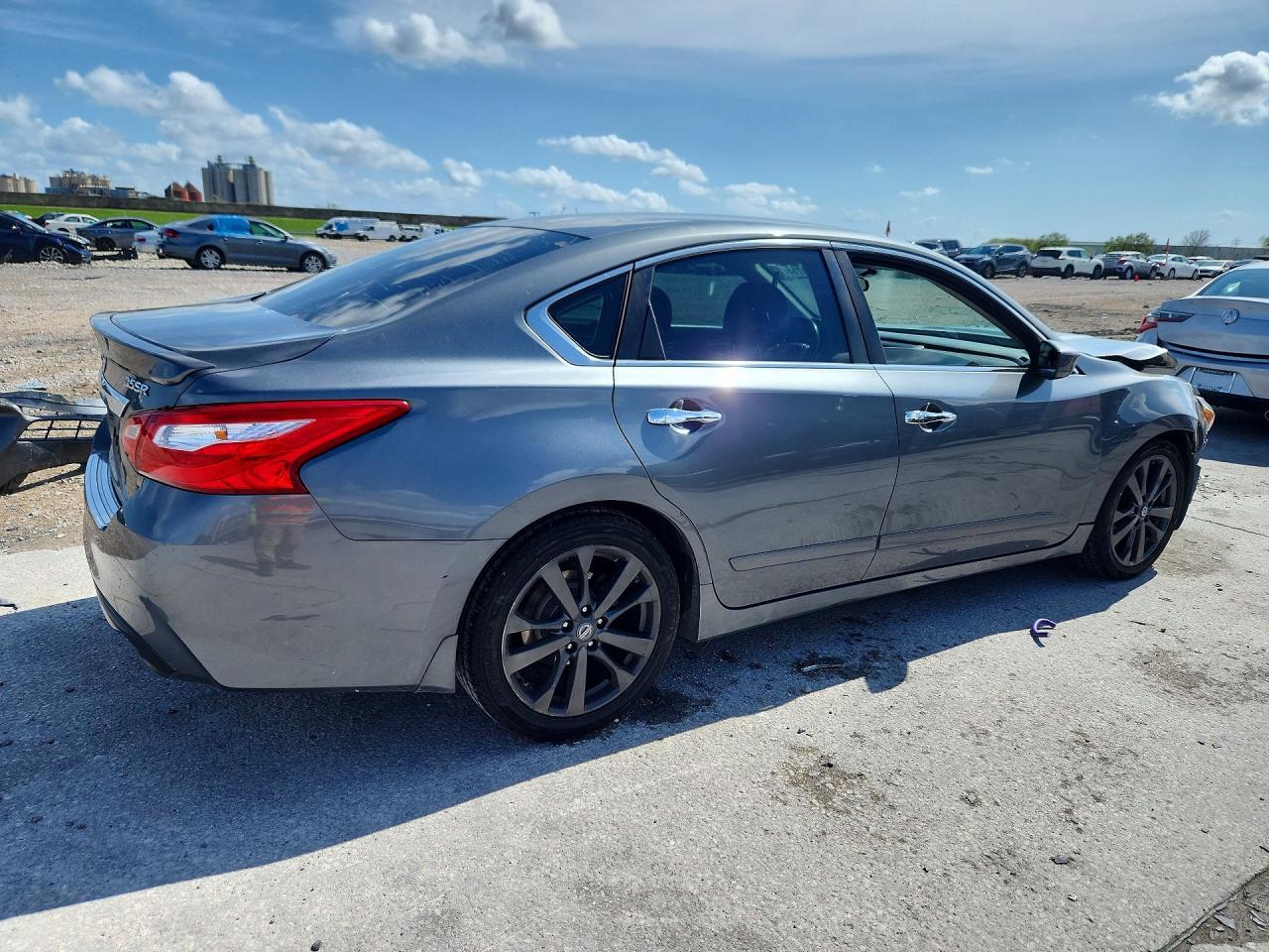 2016 NISSAN ALTIMA