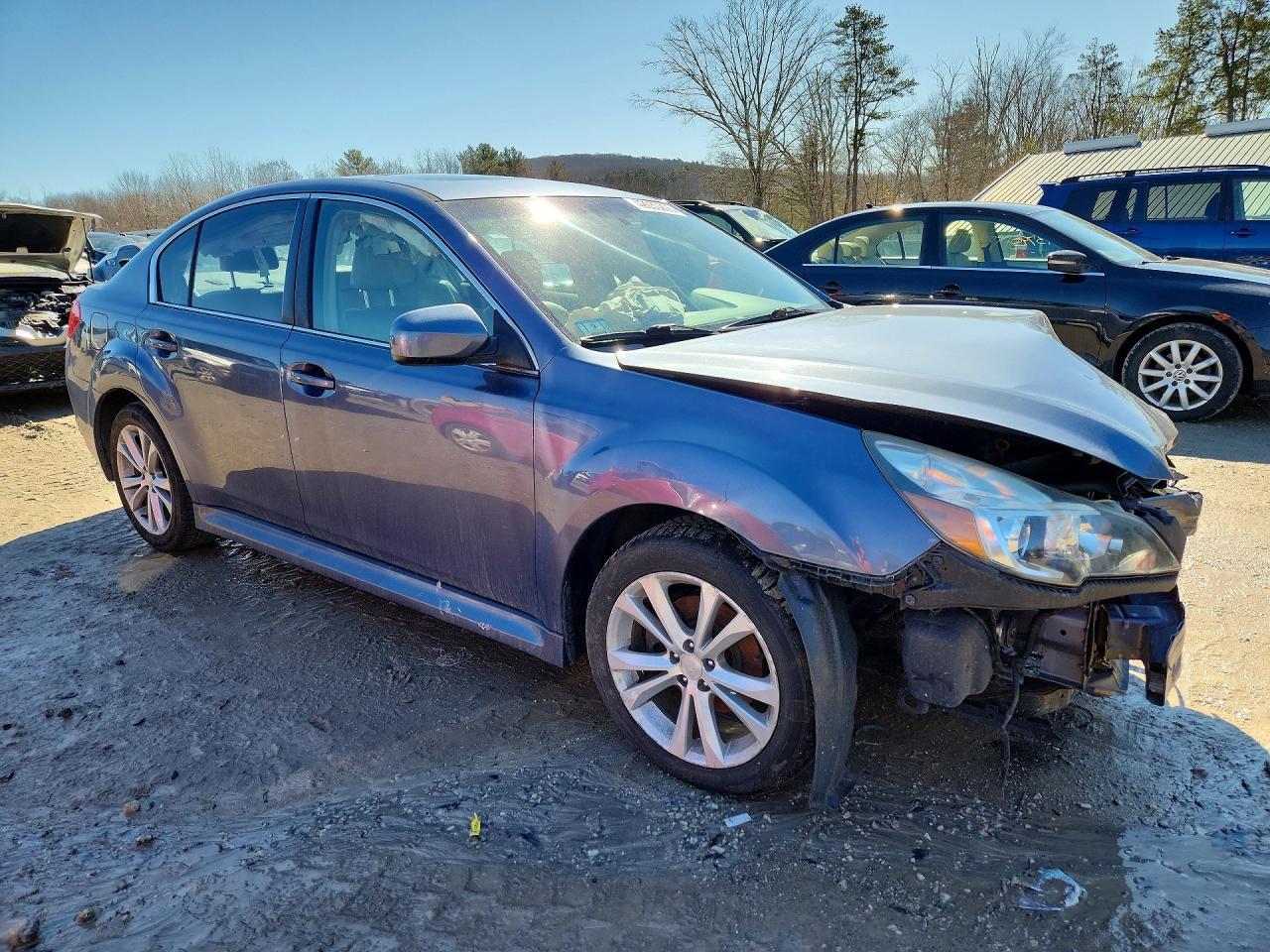 2014 SUBARU Legacy