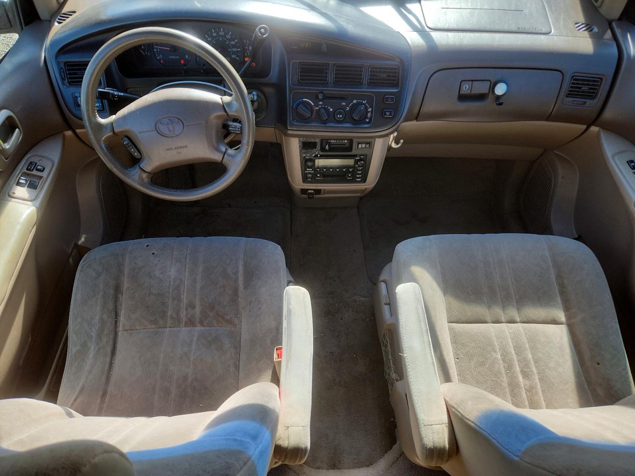 2000 TOYOTA SIENNA